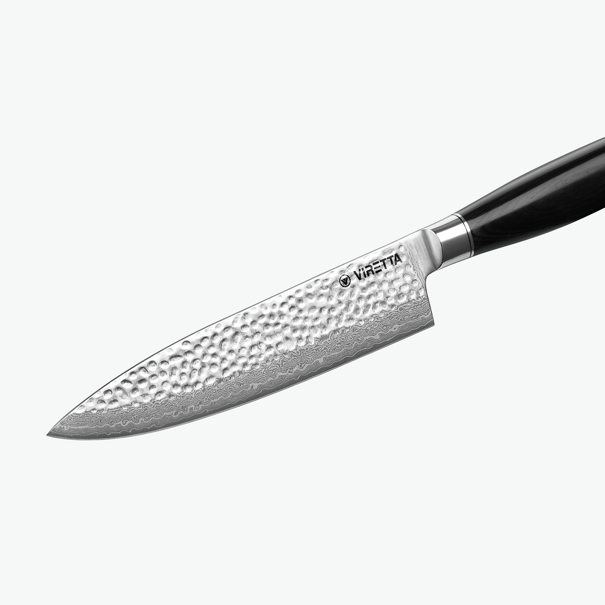 Gehämmerte Klingenoberfläche am Shōjin Taru Kochmesser, Nahaufnahme