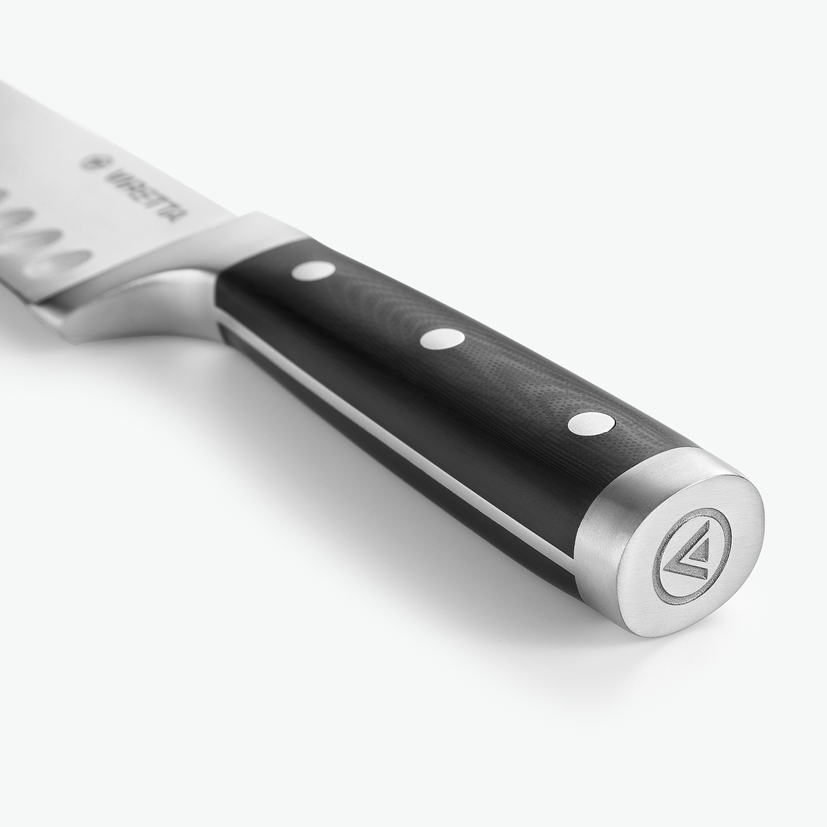 Endkappe und G-10-Griff des Classic Santokumessers, Nahaufnahme