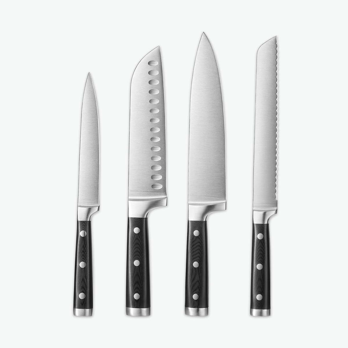 Classic Messerset – Signature: Universalmesser, Santokumesser, Kochmesser und Brotmesser nebeneinander