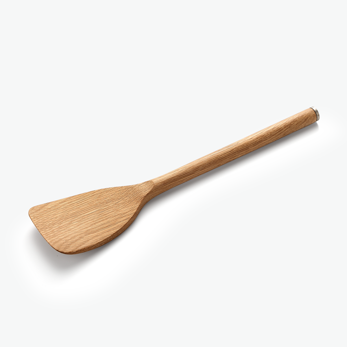 Holzpfannenwender aus Eiche, Schrägansicht