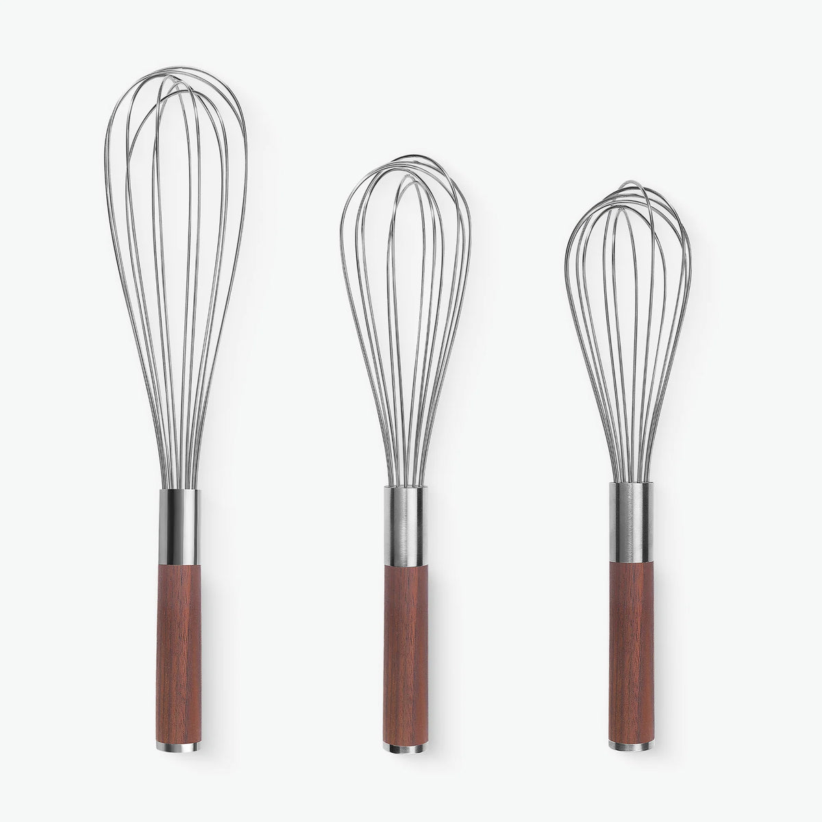 Schneebesen-Set Trio mit Griffen aus Walnuss: 31 cm, 26,5 cm und 25 cm nebeneinander
